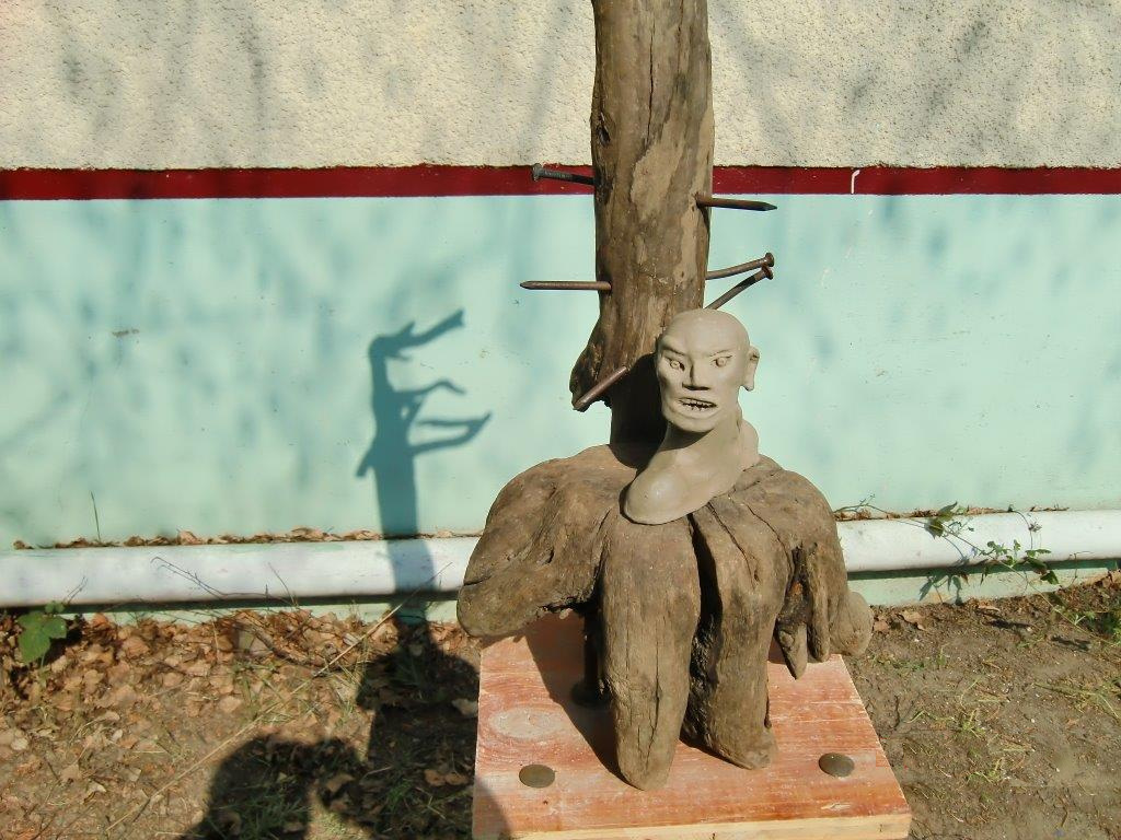 zorn - wildholzskulptur