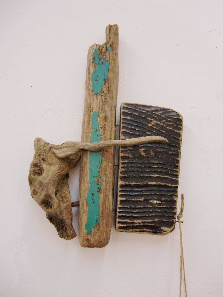 wir 3 - wildholzskulptur
