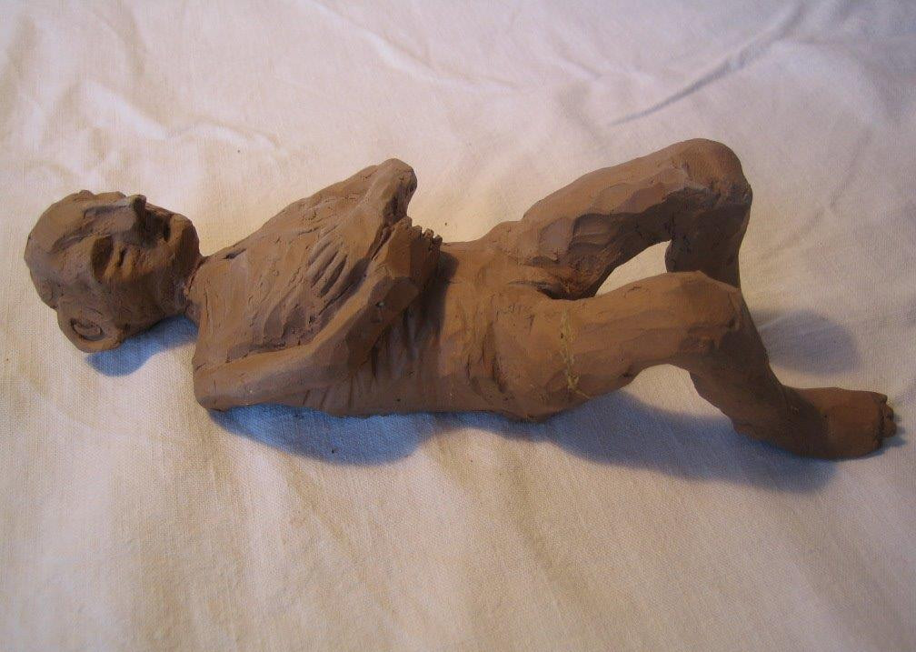 schmerz - tonskulptur